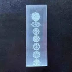 Selenit plade hvide chakra tegn